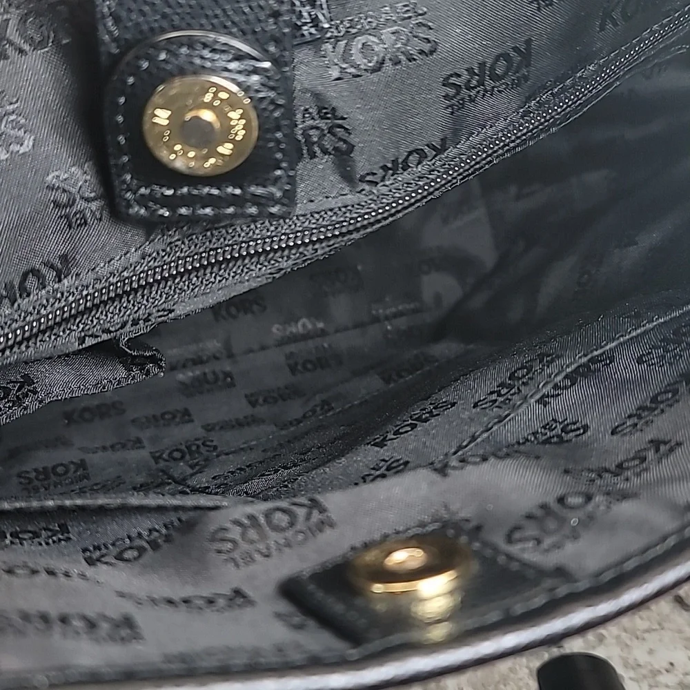 Michael Kors Est. 1981 Classic Two‎ Strap Tote